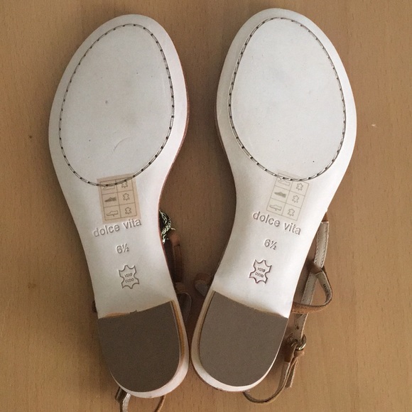 Dolce Vita Banks Suede Sandals - Picture 4 of 5